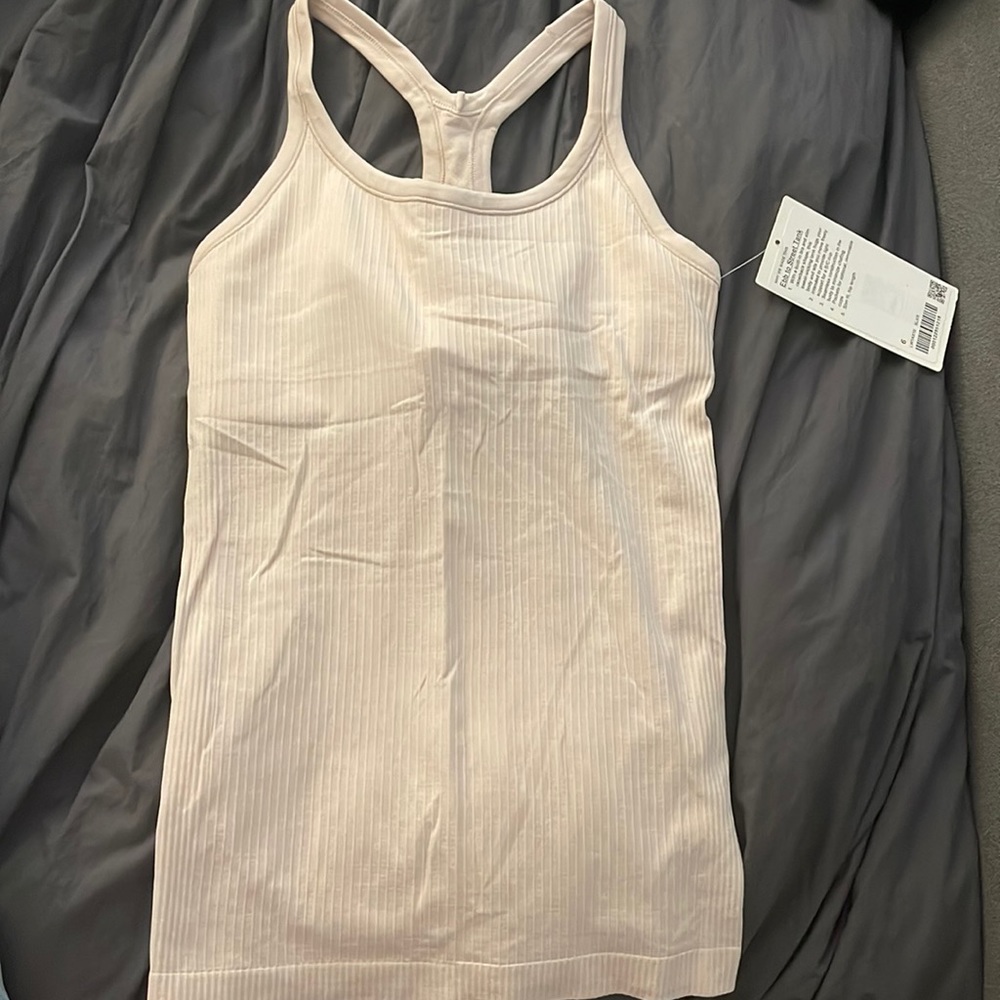 Lululemon ebb to street tank